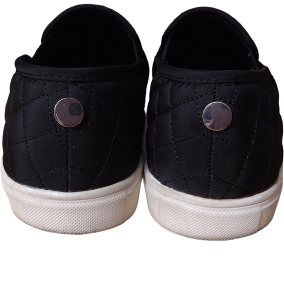 Women's Mossimo Supply Co. Quilted Slip-Ons - Picture 3 of 6